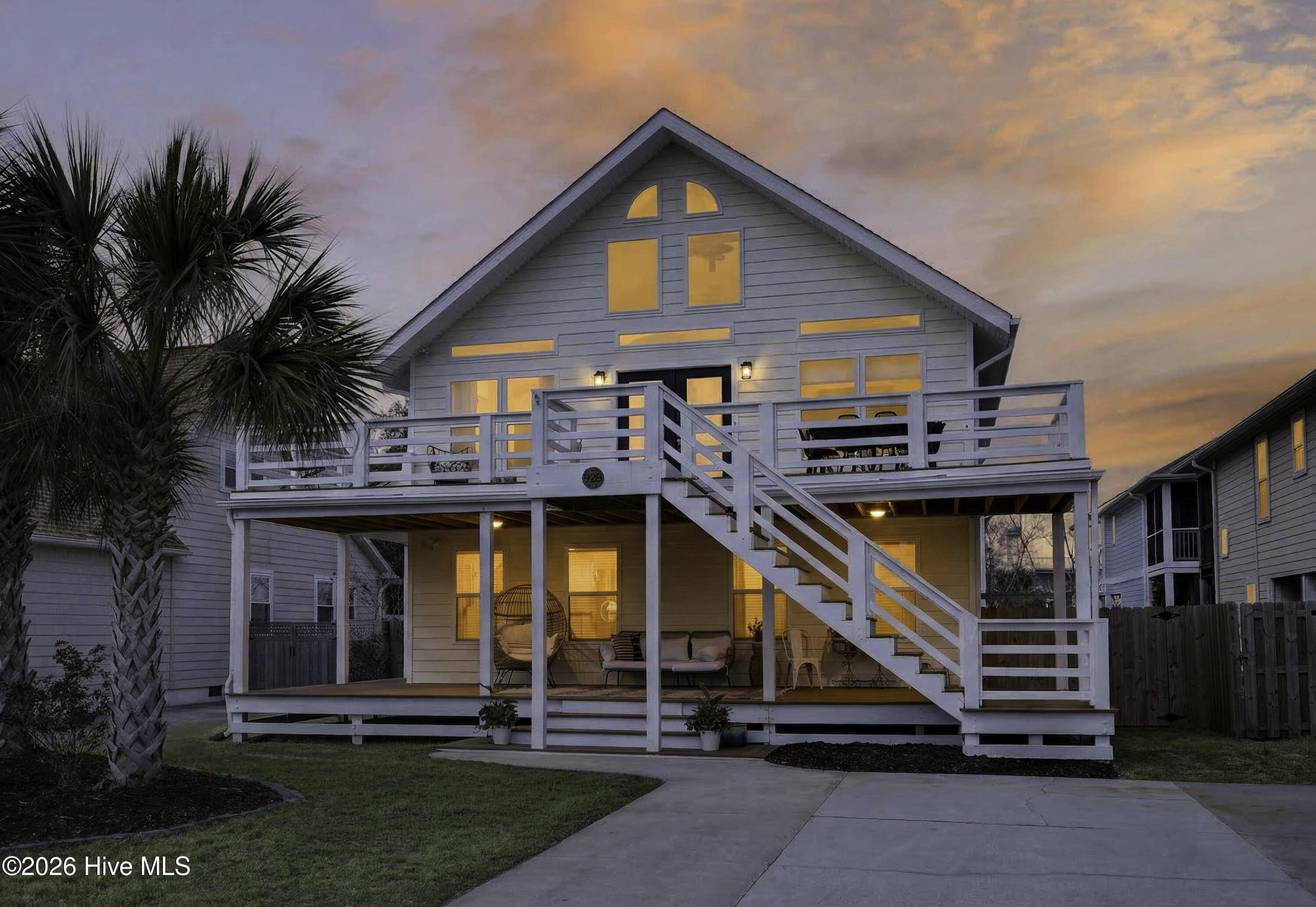 929RiptideLane-1_Dusk