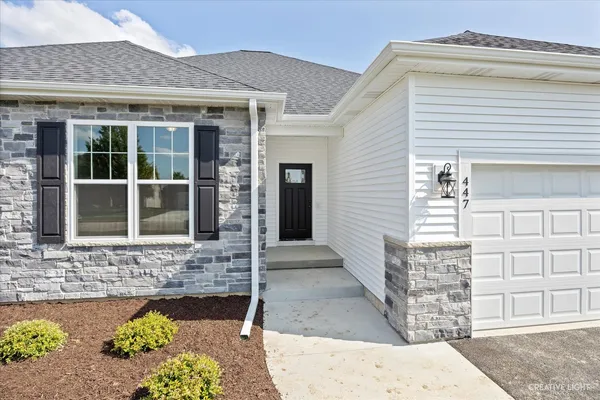 $369,900 | 3389 Comstock Avenue, DeKalb, IL 60115