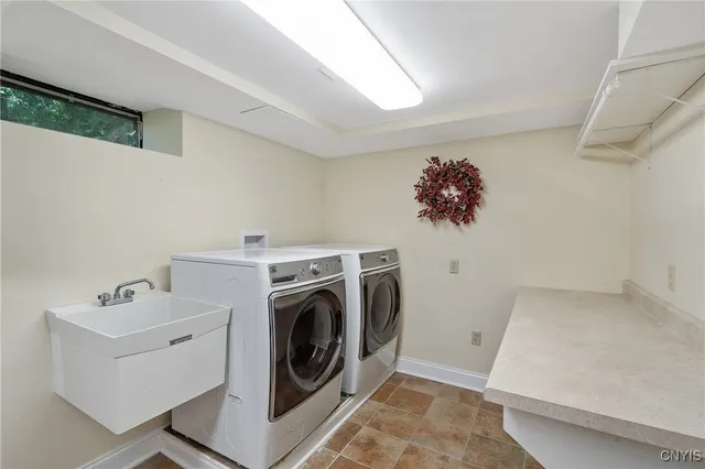 $450,000 | 8751 Blue Heron Circle, Lysander, NY 13027