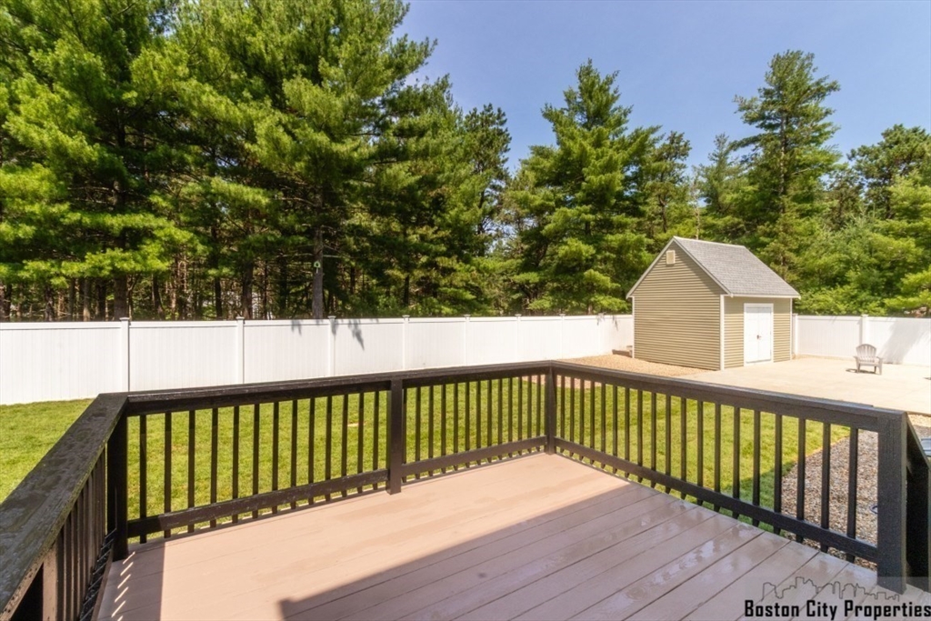 264 Charge Pond Road Wareham, MA 02571 - Photo 6 of 27