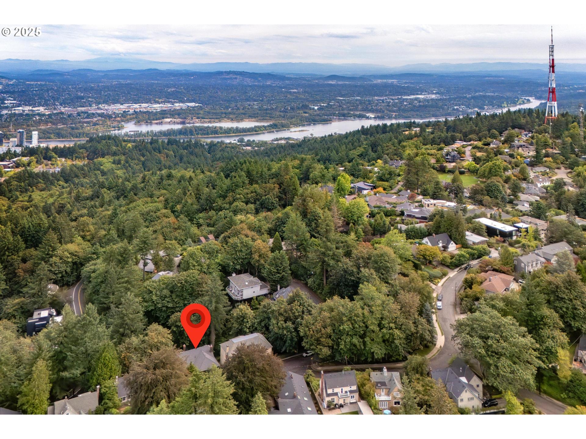 3902 Southwest Mt Adams Drive Portland, OR 97239 - Photo 31 of 38