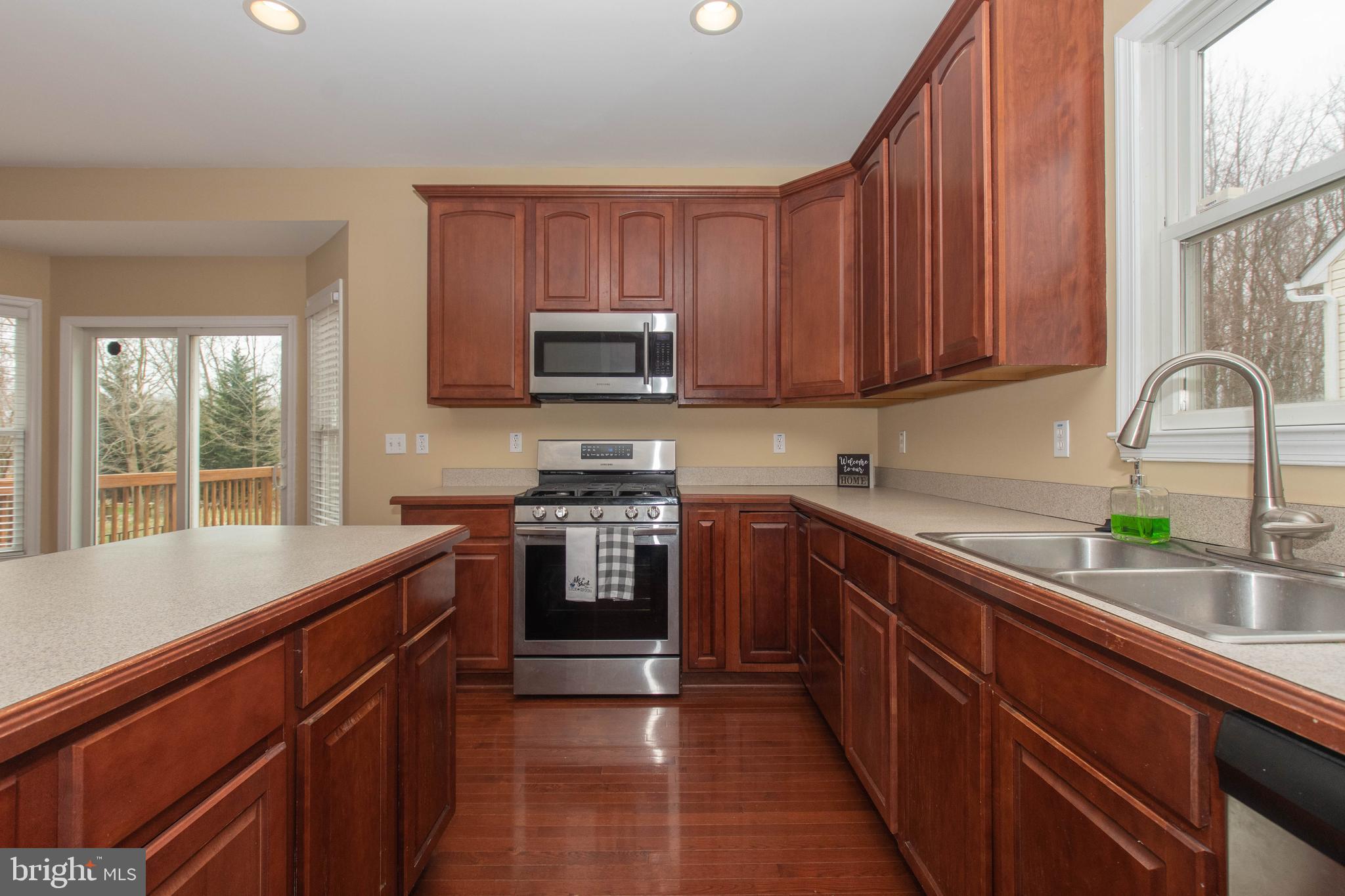 147 Garnett Road Joppa, MD 21085 - Photo 21 of 80 Kitchen-Gas Stove
