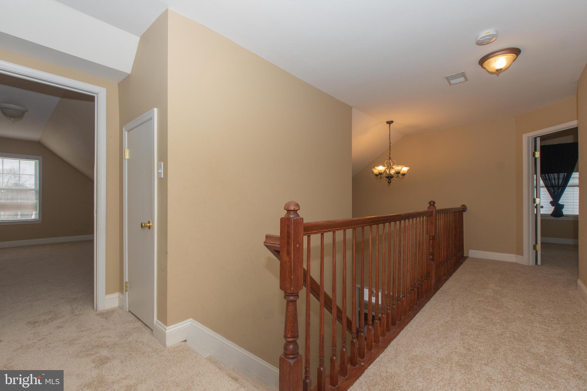 147 Garnett Road Joppa, MD 21085 - Photo 26 of 80 2nd Floor Hall
