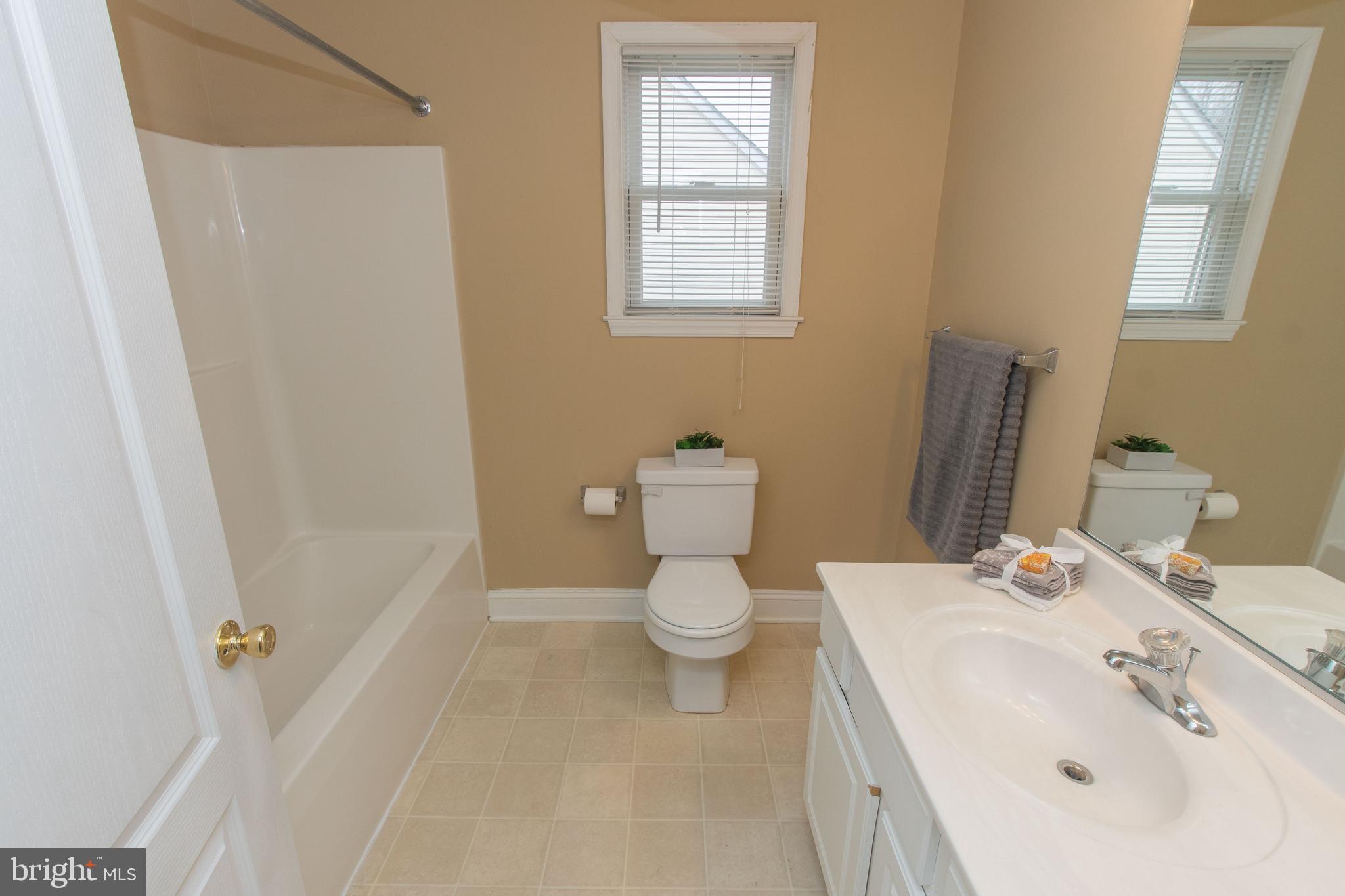 147 Garnett Road Joppa, MD 21085 - Photo 41 of 80 Hall Bath