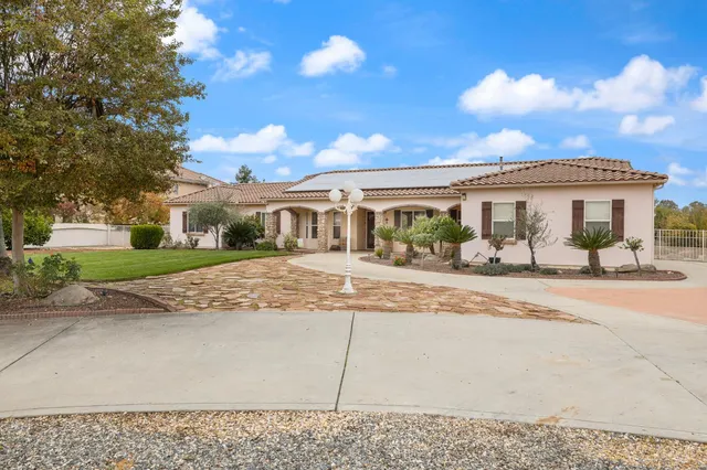 $1,149,900 | 5180 East Copper Avenue, Clovis, CA 93619