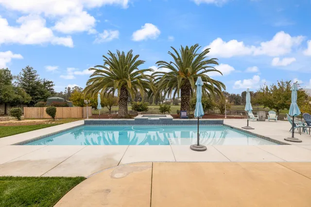 $1,149,900 | 5180 East Copper Avenue, Clovis, CA 93619