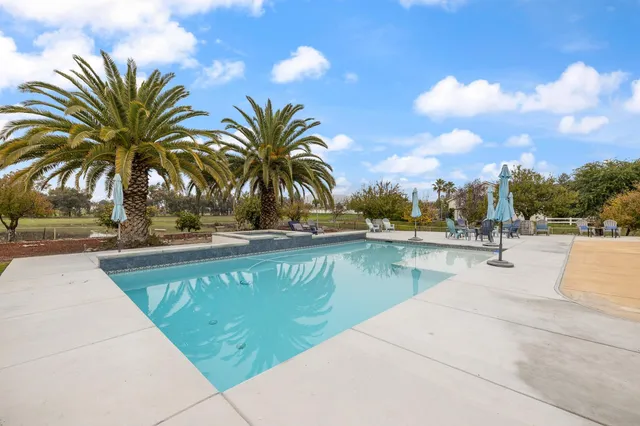 $1,149,900 | 5180 East Copper Avenue, Clovis, CA 93619