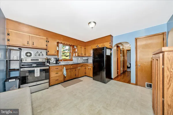 $259,000 | 15639 Clear Spring Road, Williamsport, MD 21795