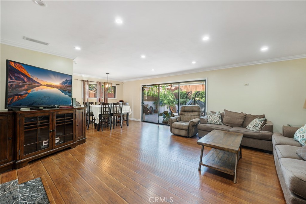 9691 Saluda Avenue Tujunga, CA 91042 - Photo 13 of 43