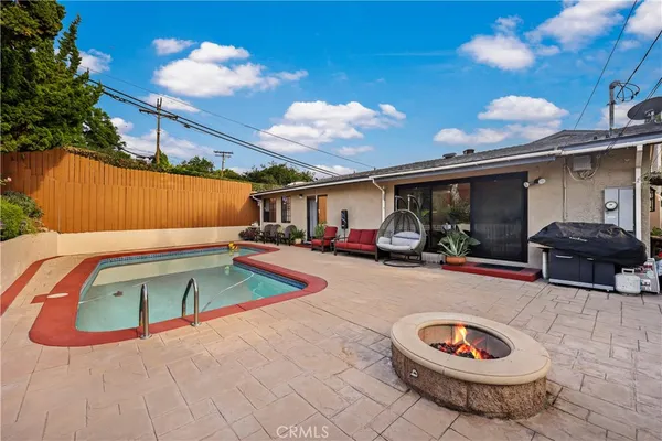 $1,255,000 | 9691 Saluda Avenue, Tujunga, CA 91042