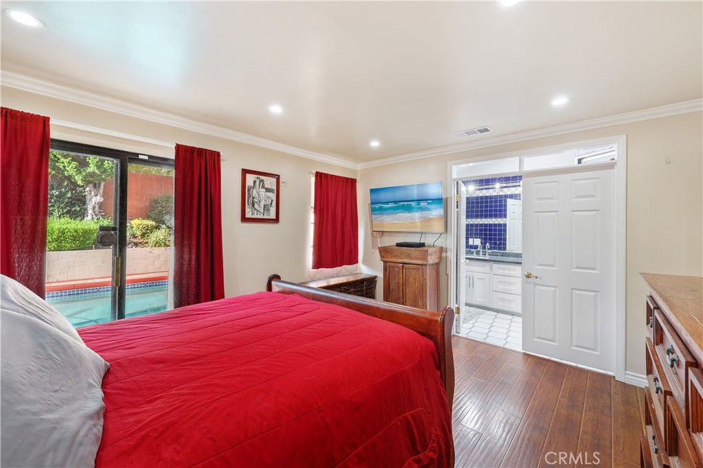 9691 Saluda Avenue Tujunga, CA 91042 - Photo 17 of 43