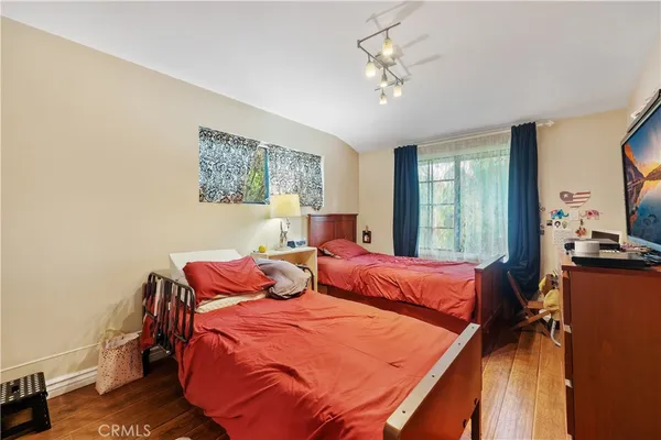 $1,255,000 | 9691 Saluda Avenue, Tujunga, CA 91042