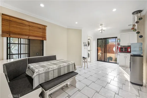 $1,255,000 | 9691 Saluda Avenue, Tujunga, CA 91042