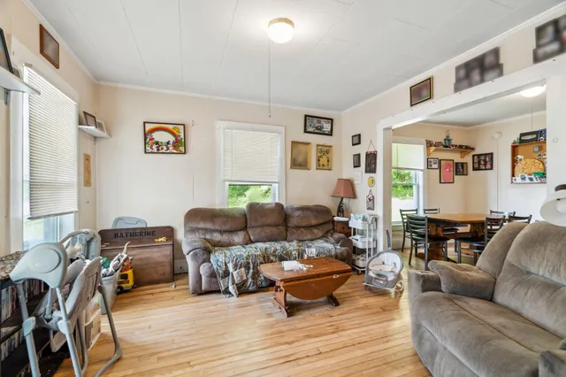 $325,000 | 358 Highway 5, Windsor, VT 05089