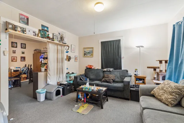 $325,000 | 358 Highway 5, Windsor, VT 05089