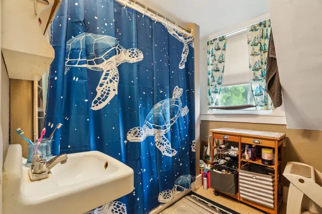 $325,000 | 358 Highway 5, Windsor, VT 05089