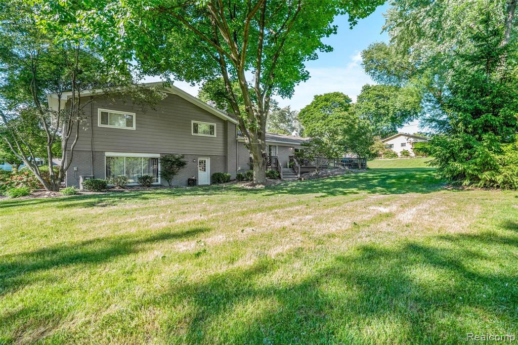 908 South Reading Road Bloomfield Hills, MI 48304 - Photo 44 of 49