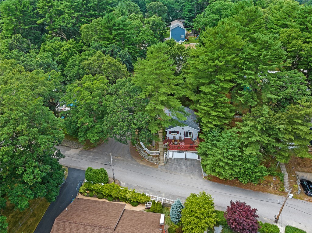 98 1st Road Glocester, RI 02814 - Photo 5 of 26