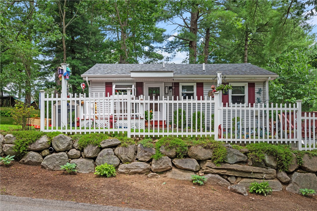 98 1st Road Glocester, RI 02814 - Photo 8 of 26