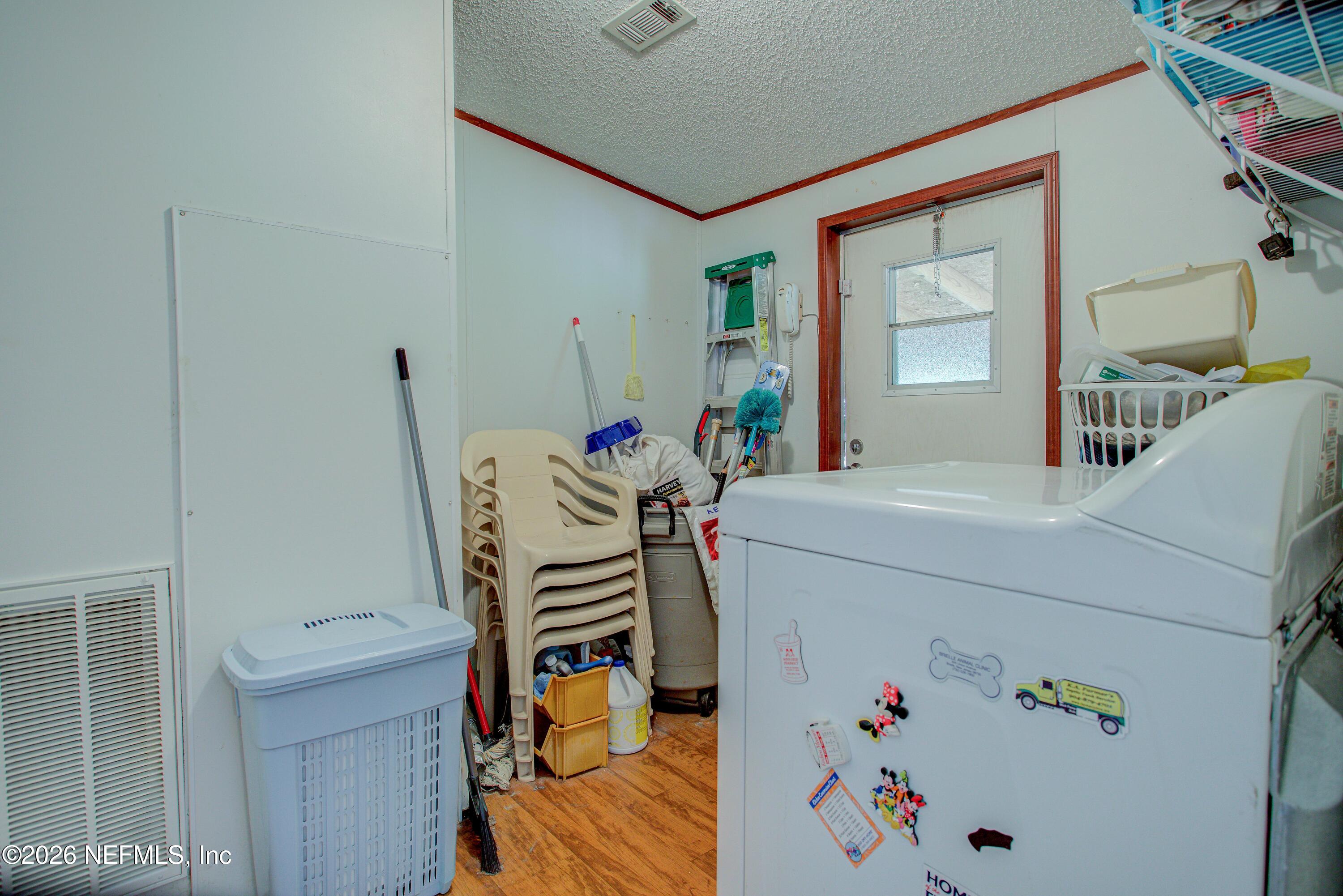 28050 Roundup Place Hilliard, FL 32046 - Photo 33 of 43 20260402-28050_Roundup_Pl-62