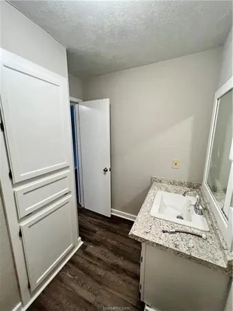$1,150 | 3802 College Main Street, Unit 6, Bryan, TX 77801