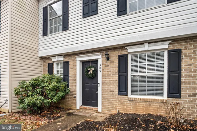 $299,995 | 309 Wind Ridge Drive, Stafford, VA 22554