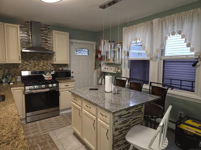 $375,000 | 232 Hillside Avenue, Waterbury, CT 06710