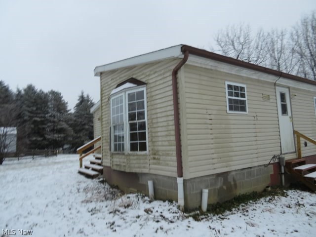 8377 Freedom Road Windham, OH 44288 - Photo 4 of 11 Gallery Image 4