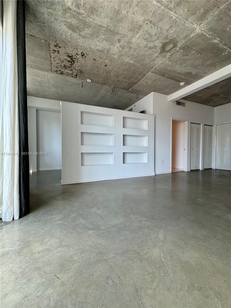 234 Northeast 3rd Street, Unit LPH05 Miami, FL 33132 - Photo 11 of 14