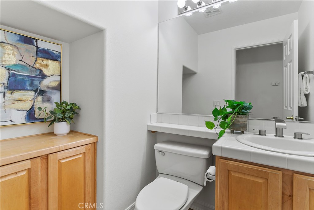 25 Tarleton Lane Ladera Ranch, CA 92694 - Photo 8 of 26