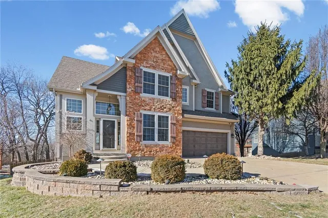 $600,000 | 9708 North Laurel Avenue, Kansas City, MO 64157