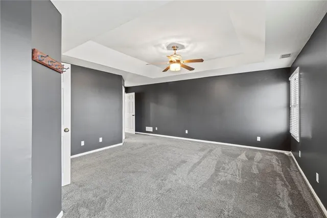 $600,000 | 9708 North Laurel Avenue, Kansas City, MO 64157