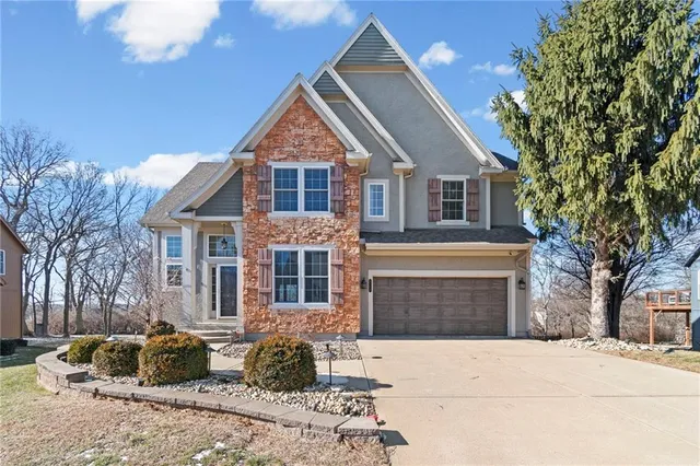 $600,000 | 9708 North Laurel Avenue, Kansas City, MO 64157