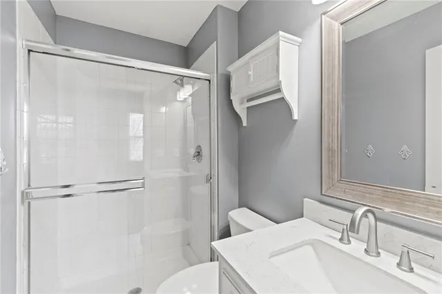 $600,000 | 9708 North Laurel Avenue, Kansas City, MO 64157