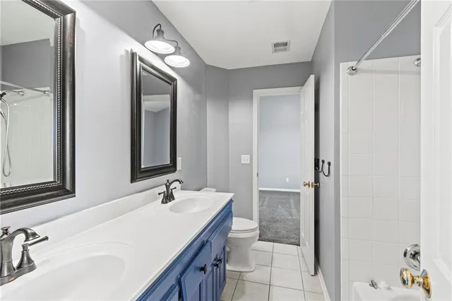 $600,000 | 9708 North Laurel Avenue, Kansas City, MO 64157