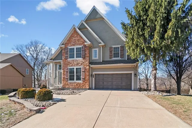 $600,000 | 9708 North Laurel Avenue, Kansas City, MO 64157