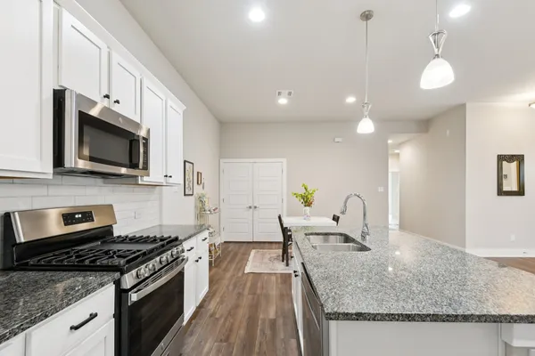 $289,000 | 504 Peace Drive, Liberty Hill, TX 78642