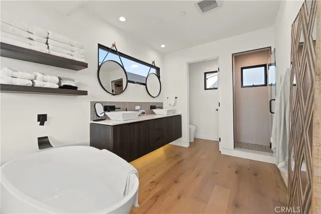 $4,495,000 | 426 Marguerite Avenue, Corona del Mar, CA 92625