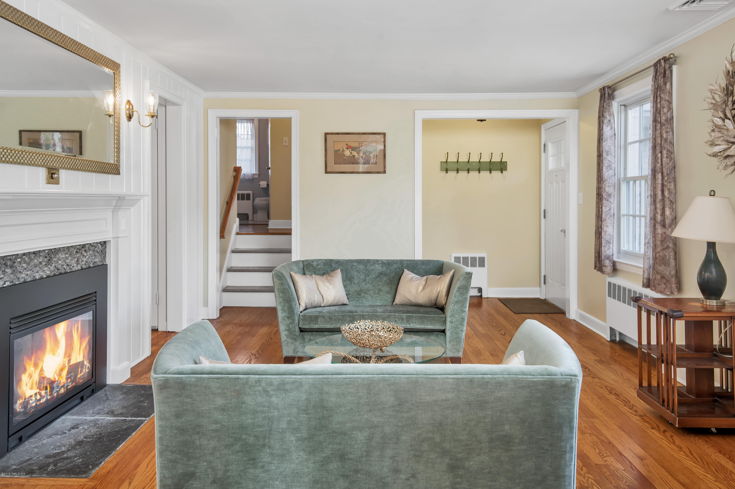 40 Indian Field Road Greenwich, CT 06830 - Photo 7 of 18 Living Room