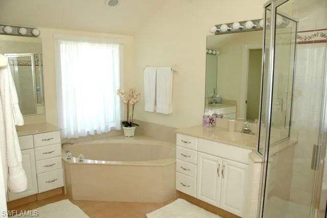 $26,500 | 590 East Lake Drive, Naples, FL 34102