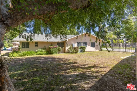 $2,395,000 | 19717 Wells Drive, Woodland Hills, CA 91364