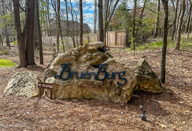 $364,900 | 107 Thornwood Drive, Clinton, MS 39056