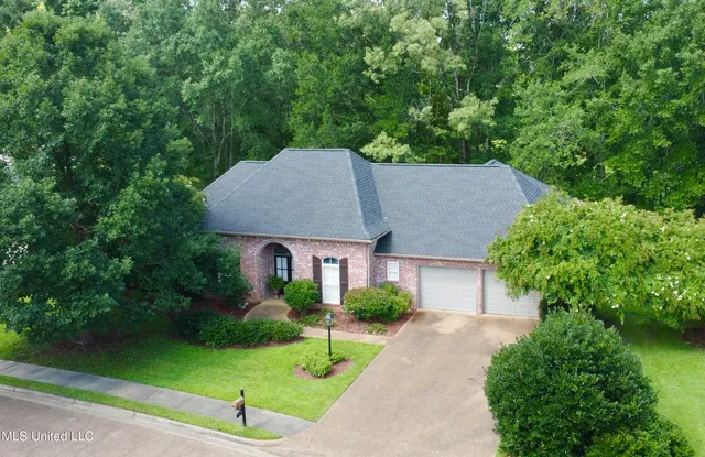 $364,900 | 107 Thornwood Drive, Clinton, MS 39056