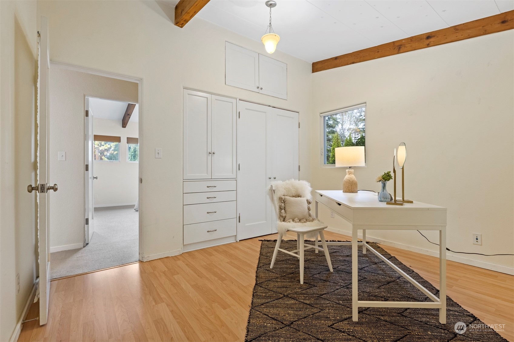 289 Briar Road Bellingham, WA 98225 - Photo 19 of 40 a view of a livingroom with furniture and window