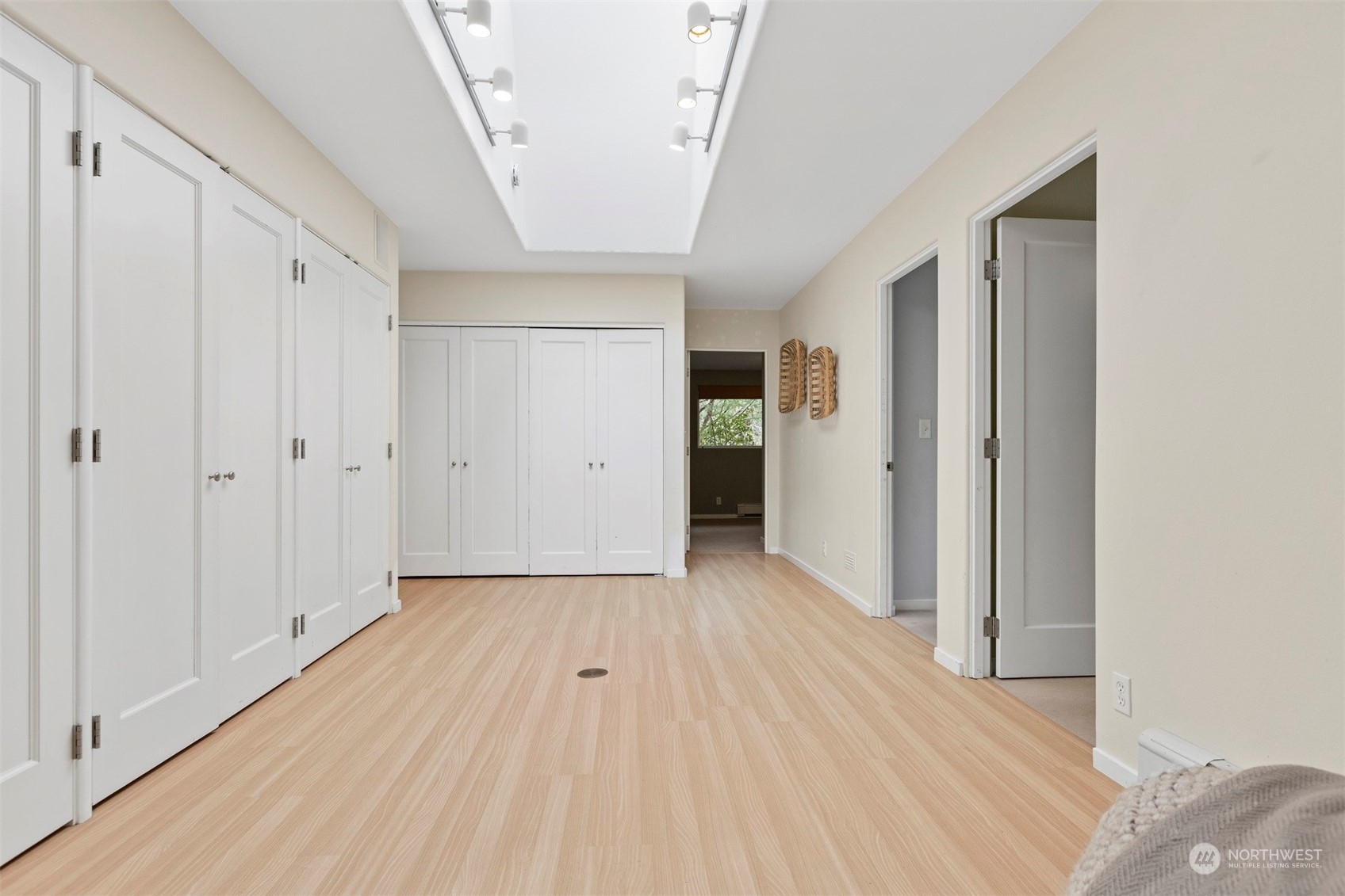 289 Briar Road Bellingham, WA 98225 - Photo 26 of 40 a view of hallway with wooden floor