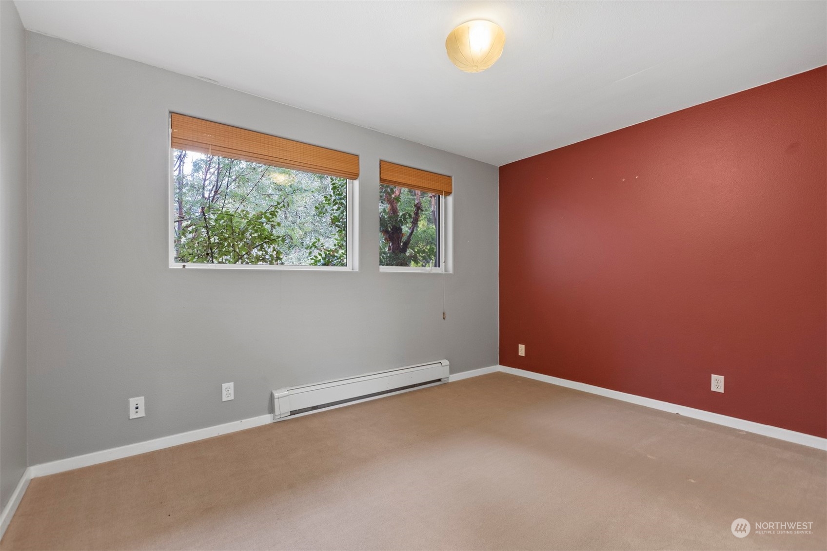 289 Briar Road Bellingham, WA 98225 - Photo 29 of 40 an empty room with windows
