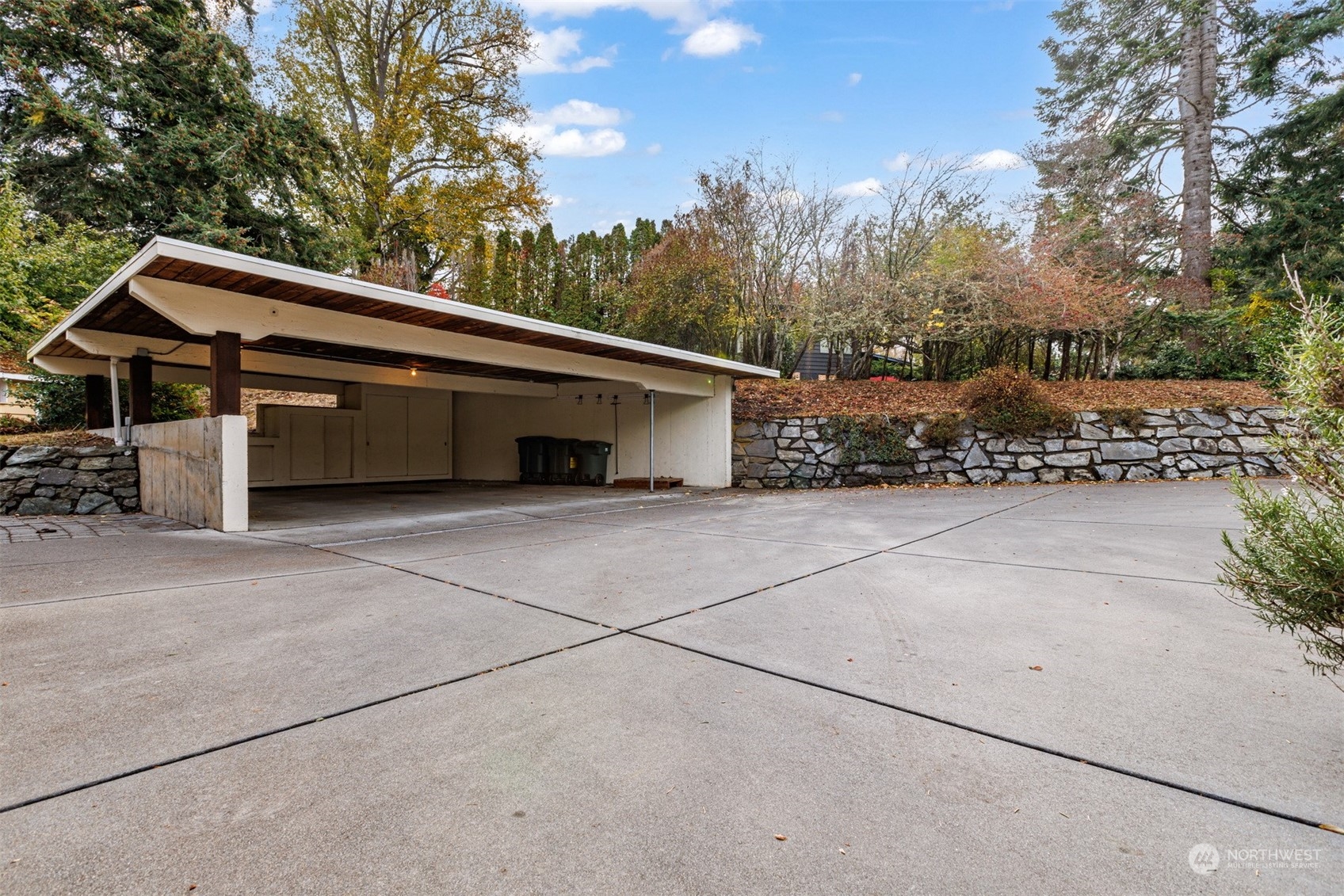 289 Briar Road Bellingham, WA 98225 - Photo 32 of 40 a view of a house with a garage