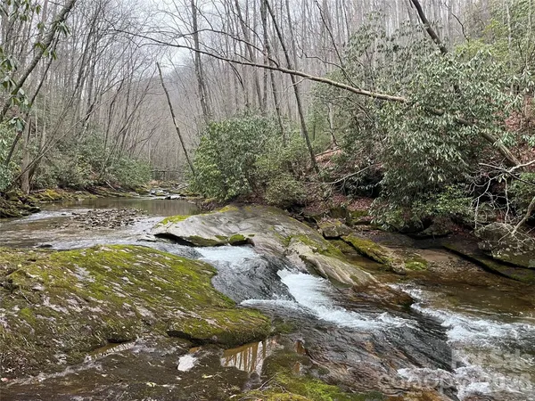 $975,000 | Tbd Tbd Powder Horn Road, Deep Gap, NC 28618