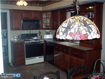 104 Oakmont Road Clementon, NJ 08021 - Photo 2 of 12 Kitchen