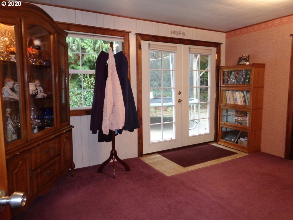 63434 Everett Road Coos Bay, OR 97420 - Photo 21 of 32 Gallery Image 21